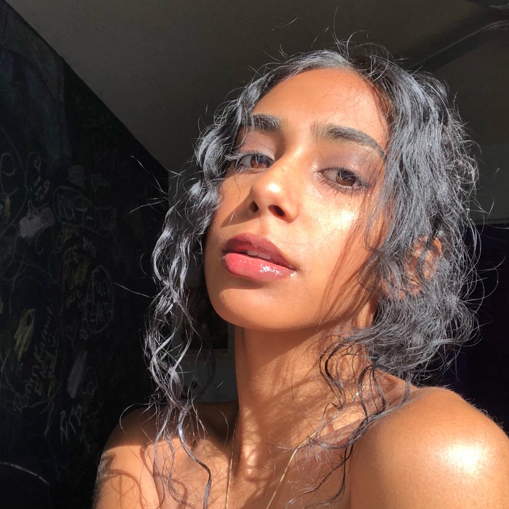 Meet your Posher, Jade